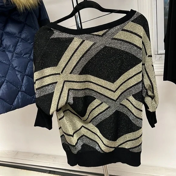 Worthington, black silver and gold lightweight sweater size extra large